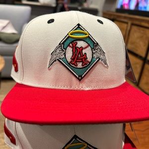 Pro Standard 1961-1964 Los Angeles Angels Throwback MLB Collection